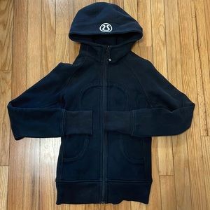 Lululemon Scuba Jacket Size 6 White Logo